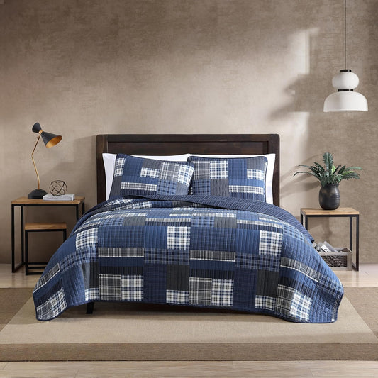 Eddie Bauer - Queen Quilt Set, Reversible Cotton Bedding with Matching Shams, Lightweight Home Decor for All Seasons (Eastmont Navy, Queen)