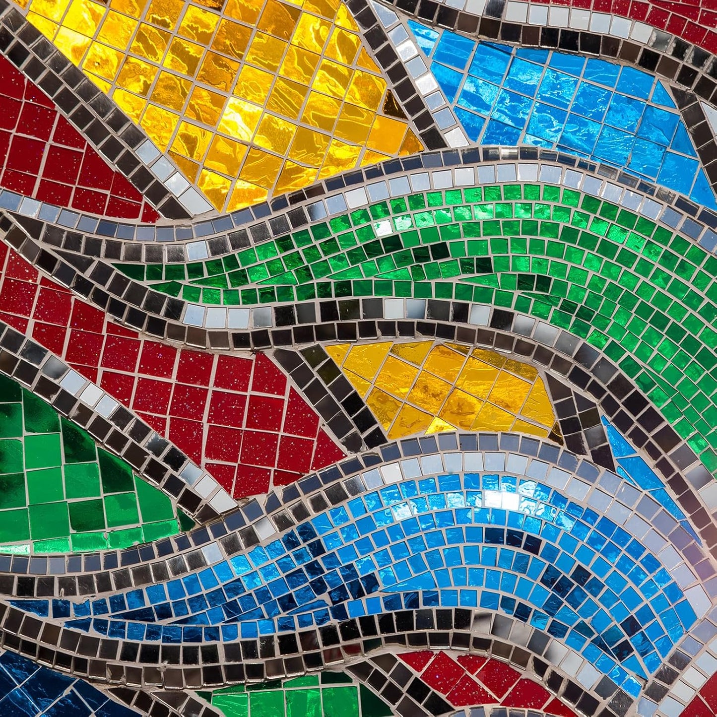 MECCANIXITY Self Adhesive Glass Mirror Mosaic Tiles 3200 Pcs 5 x 5 mm Disco Tiles for Craft Decoration Glass Mirror Disco Ball Black 2 Pcs