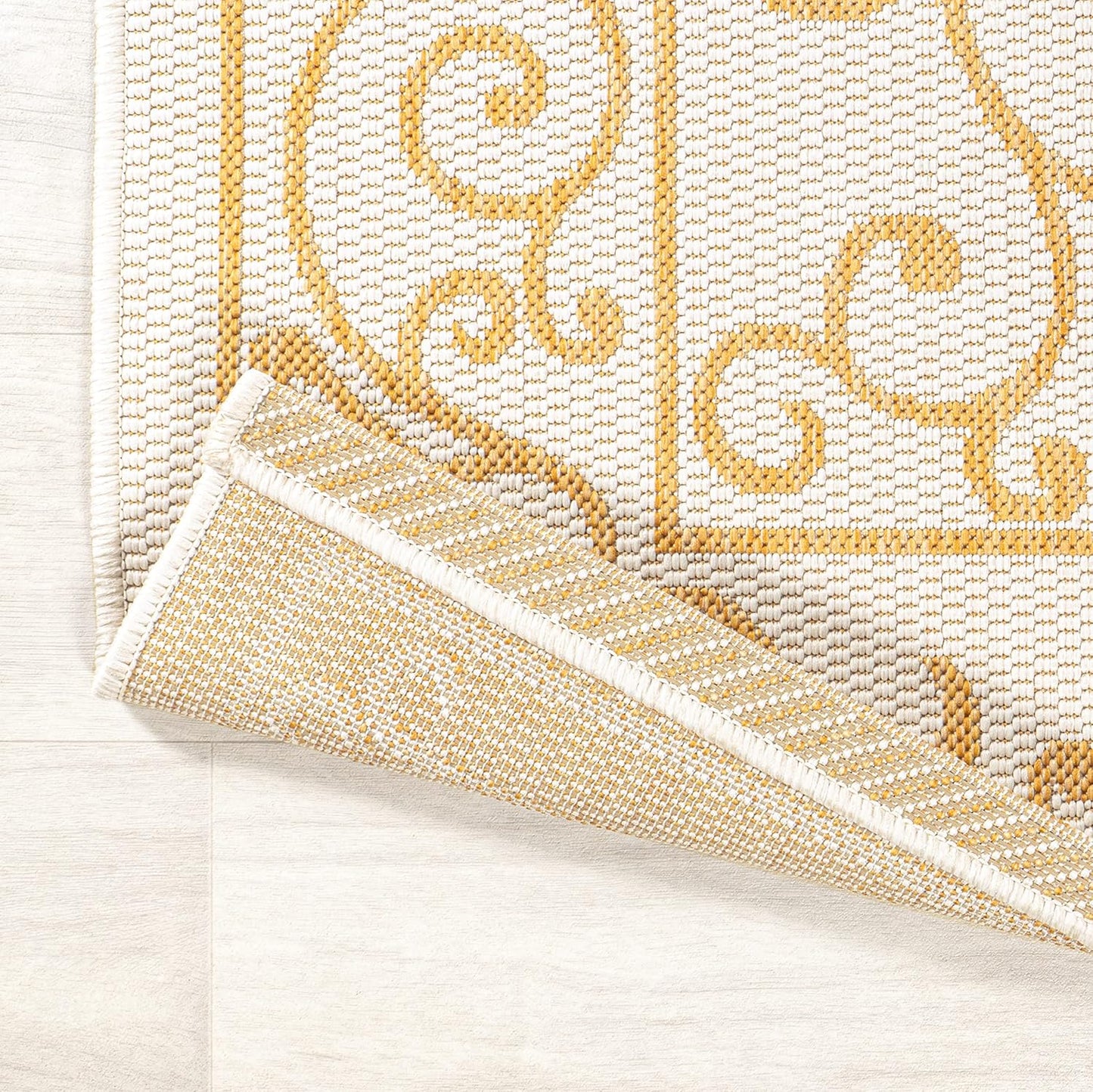 JONATHAN Y Vintage Filigree Indoor Outdoor Square Area Rug 5X5 Cream/Yellow, Charleston Textured Weave for Backyard, Patio, Porch, Easy-Cleaning, High Traffic, Pet-Friendly, Non-Shedding SMB106M-5SQ